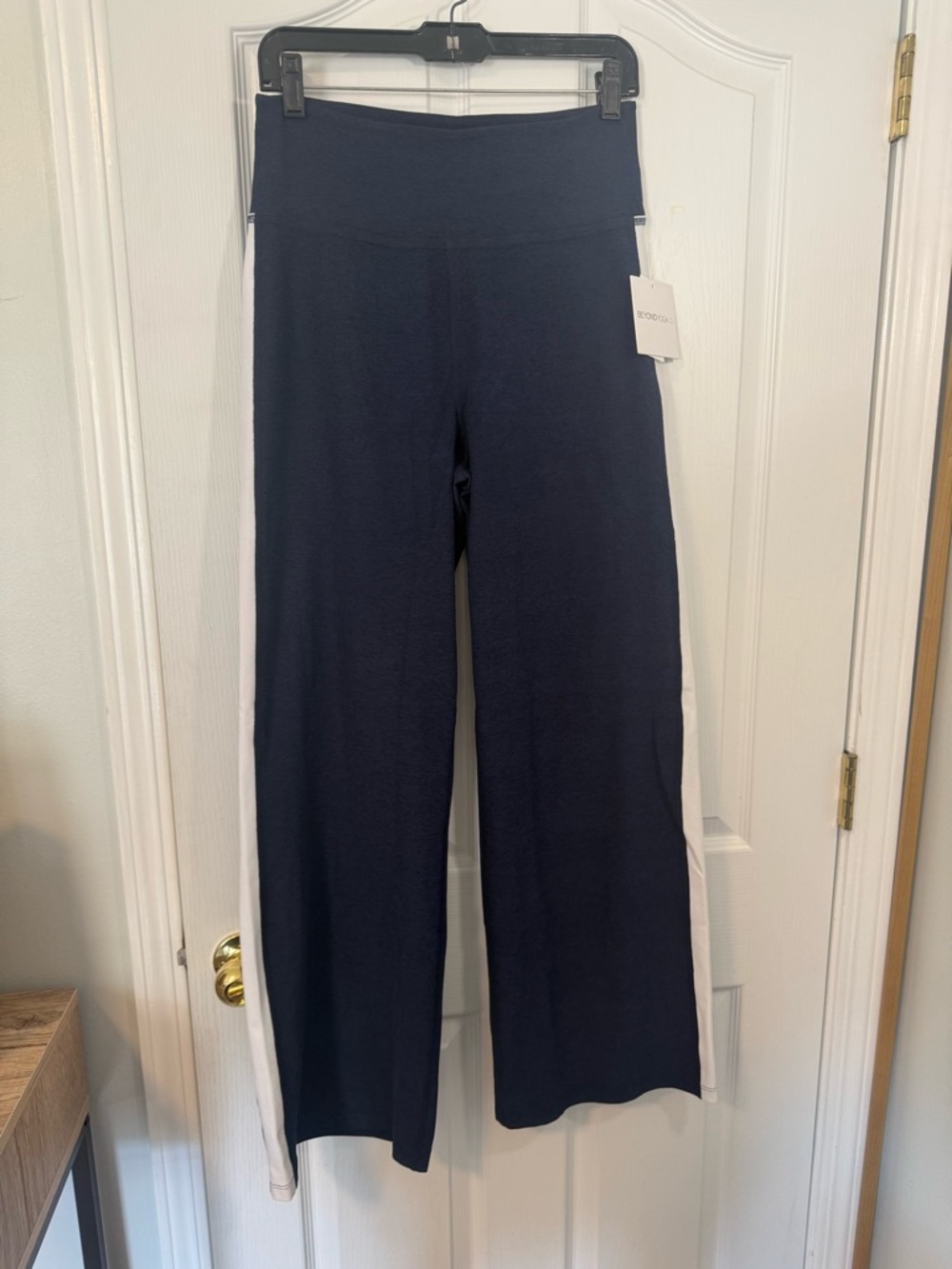 Beyond Yoga Spacedye Line Up Wide Leg Pant Size Medium